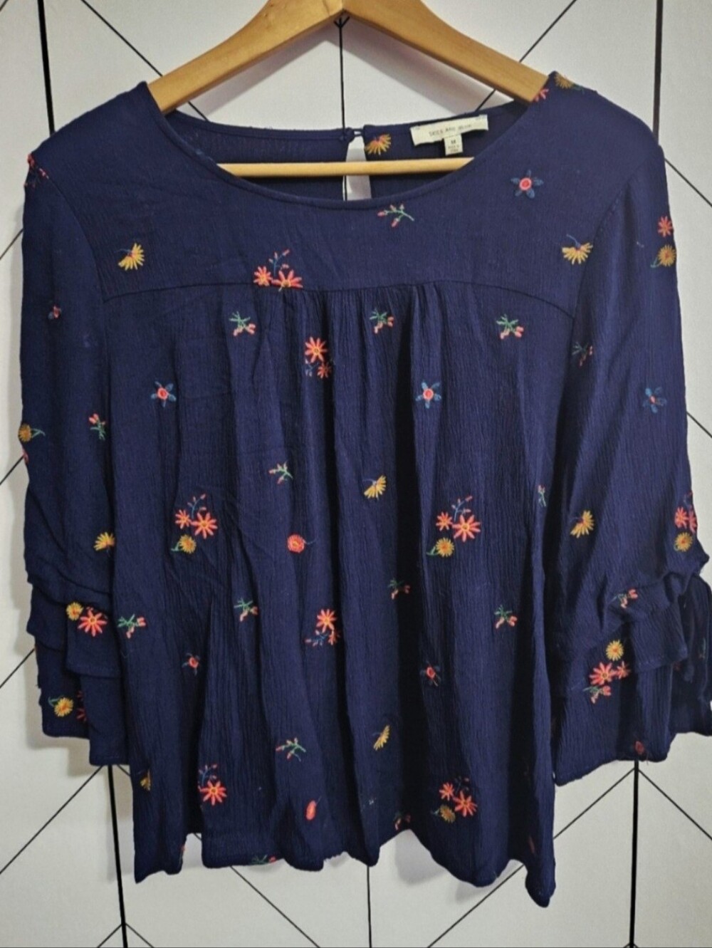 Skies Are Blue Floral Embroidery Half Sleeve Crepe Peasant Blouse, Size Medium
